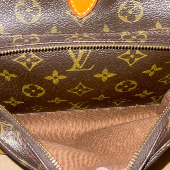 Authentic Louis Vuitton Montsouris Backpack - Picture 4 of 5